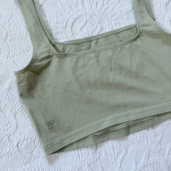 Aritzia Tna Laguna Tank - Picture 3 of 3